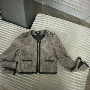 H&M Women's Black and Cream Blazer with Studded Shoulders